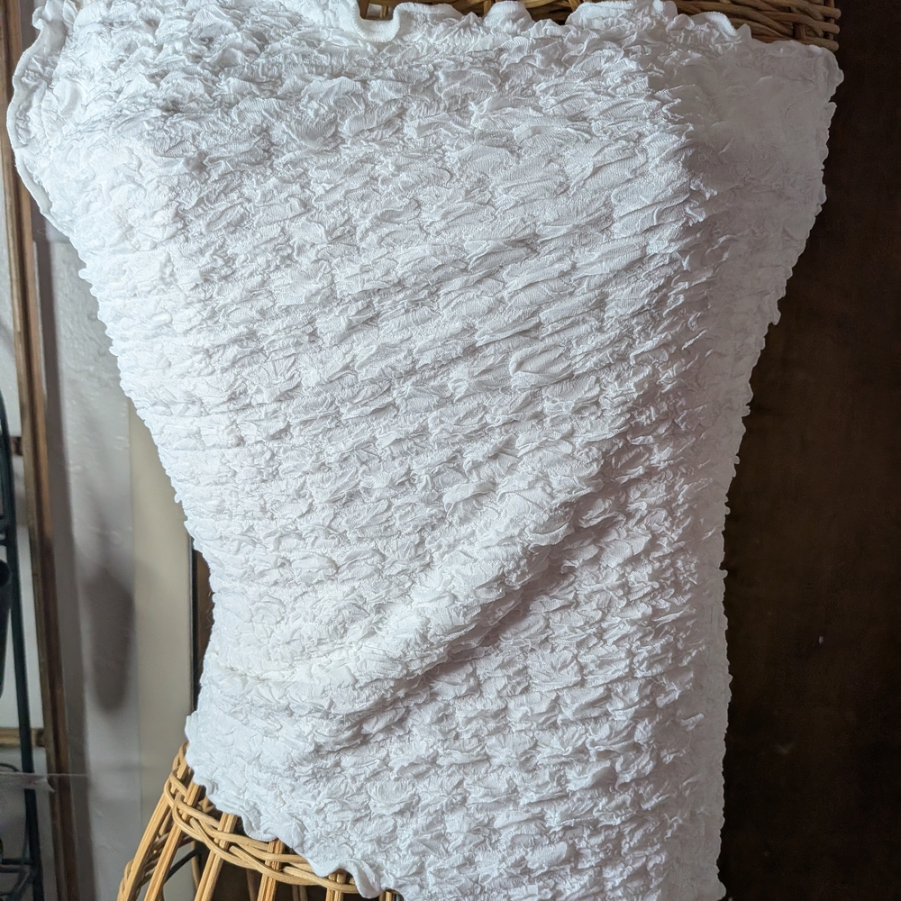 H&M White Strapless Textured Tube Top